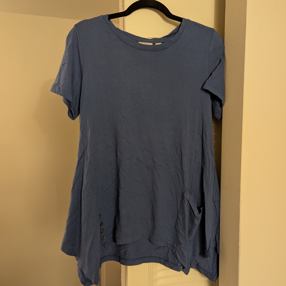 LOGO by Lori Goldstein Short Sleeve Blue Top